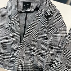 Love Tree Women's Classic Plaid Blazer